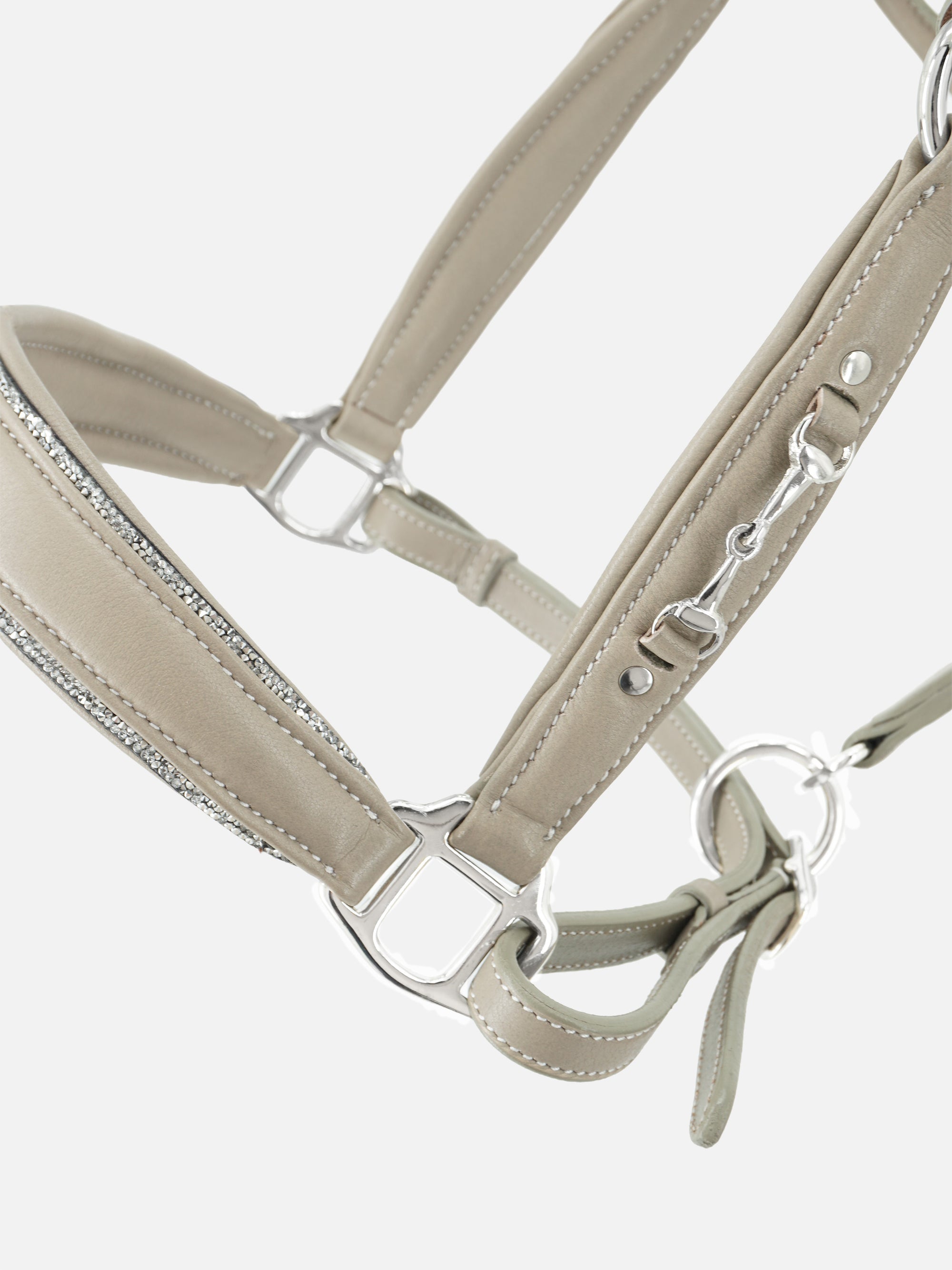 Detailfoto Leder-Stallhalfter Kieffer Ultrasoft® Horsebit in Taupe mit Chrombeschlägen und Glitzerbiese