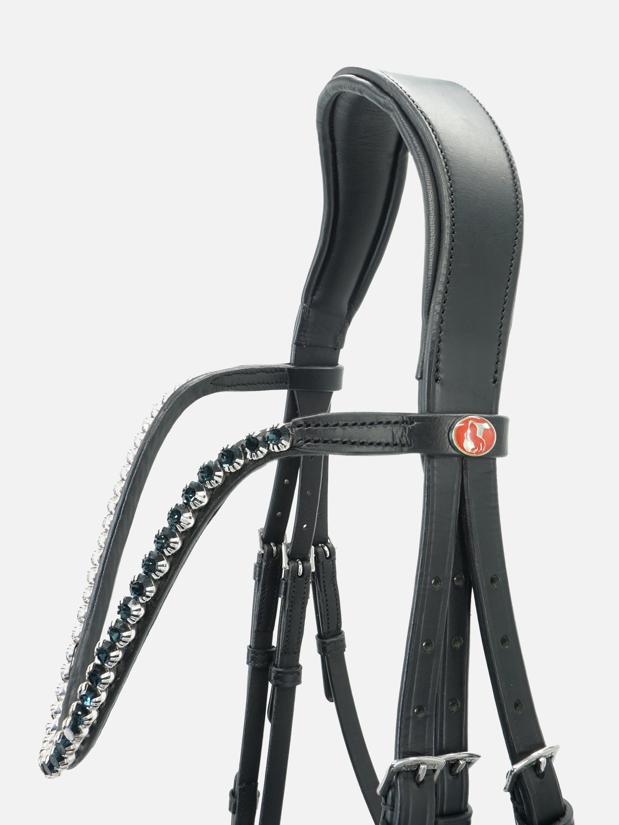 Detailfoto Genickstück Trense Grace Sapphire in Schwarz mit blauem Kristall-Stirnband 